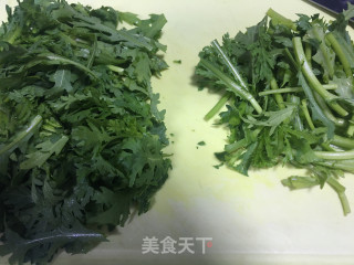 香干炒茼蒿步骤1 香干炒茼蒿步骤1