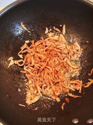 美味下饭蒜薹炒肉丝步骤3