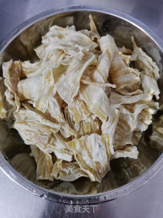 排骨炒腐竹步骤5