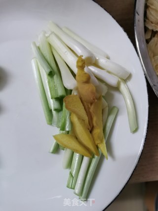 排骨炒腐竹步骤6