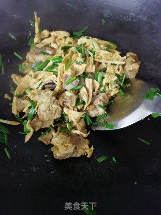 排骨炒腐竹步骤15