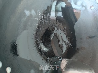 鸡爪烧排骨步骤2