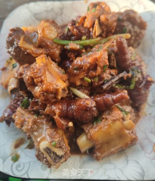 鸡爪烧排骨步骤10