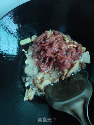 大葱炒羊肉步骤5