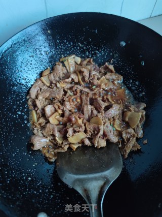 大葱炒羊肉步骤7