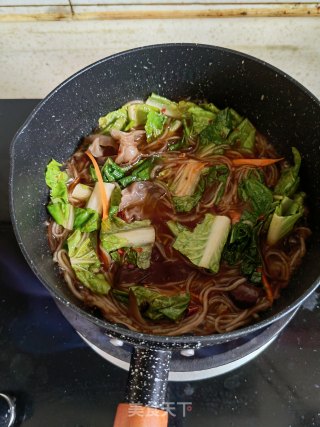 红汤木耳粉丝步骤4