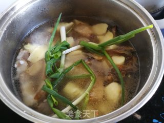 咸肉烧冬笋步骤7