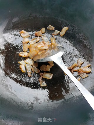 笋干焖腊肉步骤7