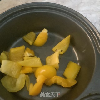 家常地三鲜(挂粉芡少油节省时间版)—配米饭吃的香鲜下饭菜步骤2 家常地三鲜(挂粉芡少油节省时间版)—配米饭吃的香鲜下饭菜步骤2