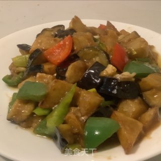 家常地三鲜(挂粉芡少油节省时间版)—配米饭吃的香鲜下饭菜步骤9 家常地三鲜(挂粉芡少油节省时间版)—配米饭吃的香鲜下饭菜步骤9