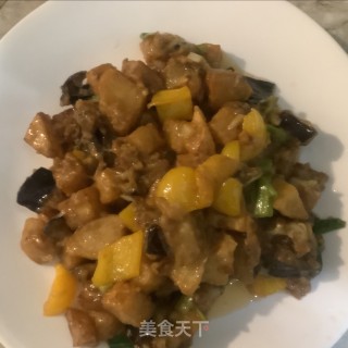 家常地三鲜(挂粉芡少油节省时间版)—配米饭吃的香鲜下饭菜步骤8 家常地三鲜(挂粉芡少油节省时间版)—配米饭吃的香鲜下饭菜步骤8
