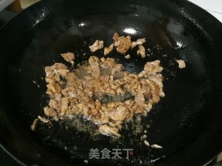 包菜肉丝炒粉条步骤5