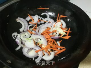 包菜肉丝炒粉条步骤6