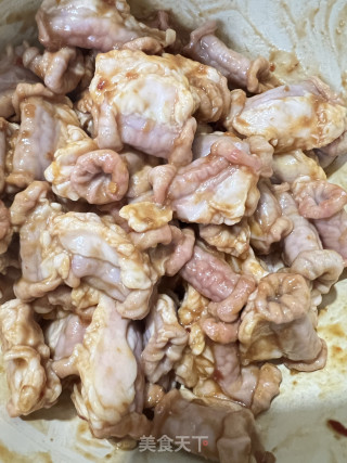 酱焖粉肠步骤2