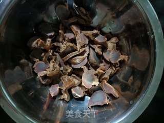 辣椒炒卤鸡胗步骤2