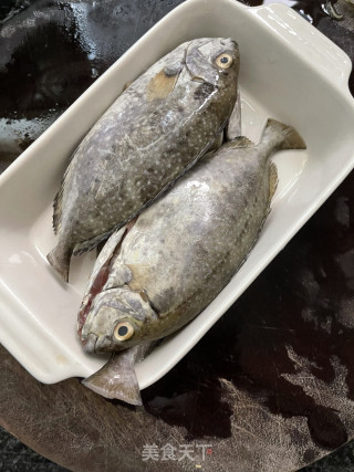黄豆酱焖泥猛鱼步骤1