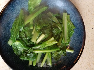 酸辣荠菜鱼片步骤3