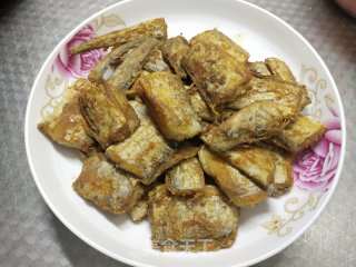 椒盐煎带鱼步骤7