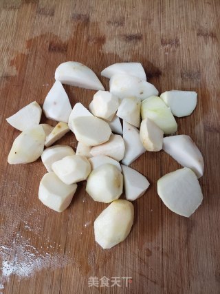 芋头炖鸡步骤5