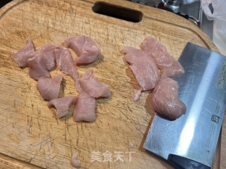 鸡胸肉炒口蘑步骤1