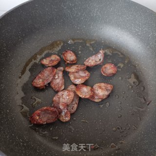 洋葱芹菜炒腊肠步骤5 洋葱芹菜炒腊肠步骤5