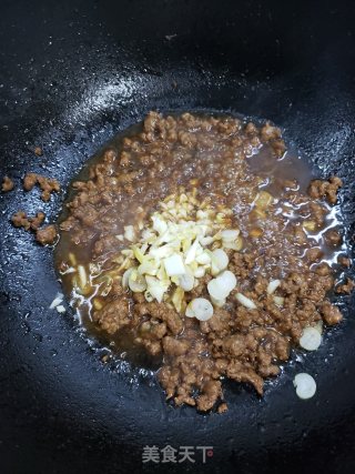 肉末炒菜心步骤4