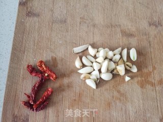 红萝卜炖丸子步骤4