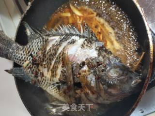 红烧鲷鱼步骤5 红烧鲷鱼步骤5