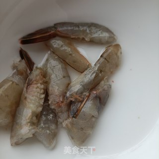 彩椒炒对虾步骤4 彩椒炒对虾步骤4