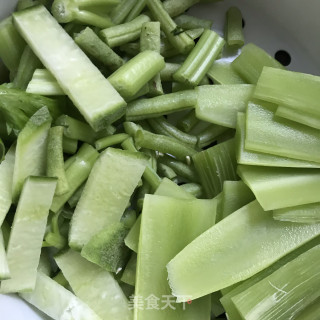 香辣龙骨炖时蔬步骤6