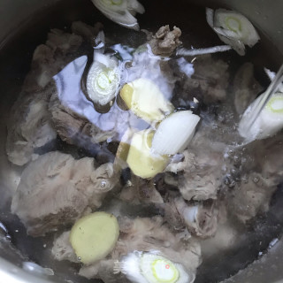 香辣龙骨炖时蔬步骤7