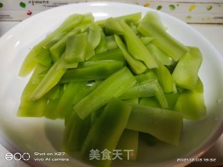 鸡肉烧莴苣步骤2 鸡肉烧莴苣步骤2