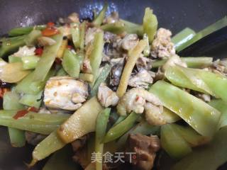 鸡肉烧莴苣步骤6 鸡肉烧莴苣步骤6
