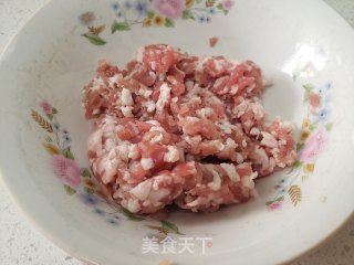 香葱炒肉末步骤1