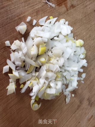 香葱炒肉末步骤2