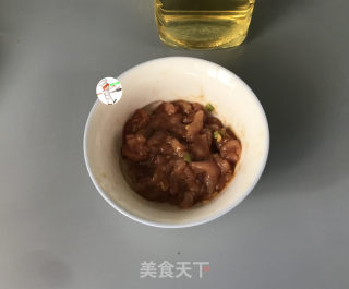 荷兰豆炒肉丝步骤5