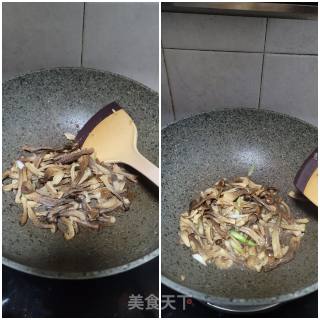 瘦肉炒鹿茸菇步骤7