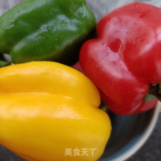 彩椒回锅肉串步骤2