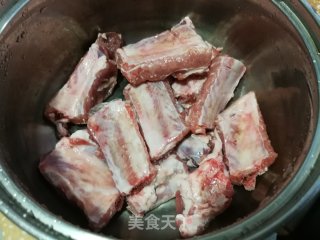 排骨一锅炖步骤1