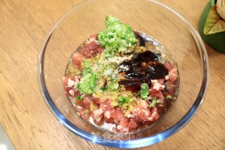 千张肉包炖萝卜步骤2
