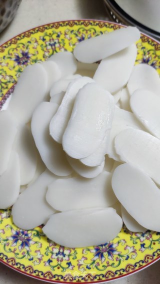 芝士泡菜煮年糕步骤1 芝士泡菜煮年糕步骤1