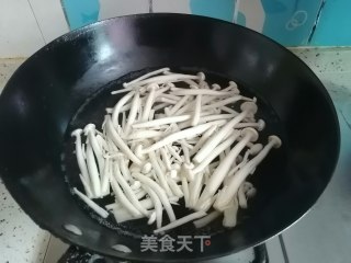 砂锅腐竹步骤2
