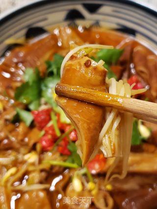 香辣过瘾、妙不可言的 水煮肥肠步骤11 香辣过瘾、妙不可言的 水煮肥肠步骤11