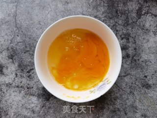 荷兰黄瓜炒鸡蛋步骤1