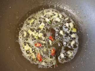 荷兰黄瓜炒鸡蛋步骤5