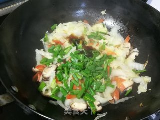 胡萝卜香菇炒白菜步骤4