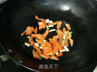 胡萝卜香菇炒白菜步骤2