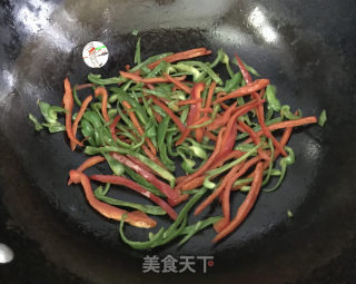 辣椒炒干子步骤5 辣椒炒干子步骤5