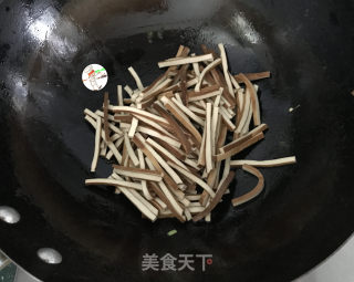 辣椒炒干子步骤6 辣椒炒干子步骤6