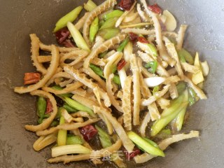 蒜苗炒羊肚步骤8